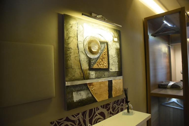 Bathroom 4, Hotel Niagara, Catanzaro