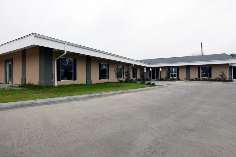 Exterior & Views 2, Americas Best Value Inn Caldwell, Burleson
