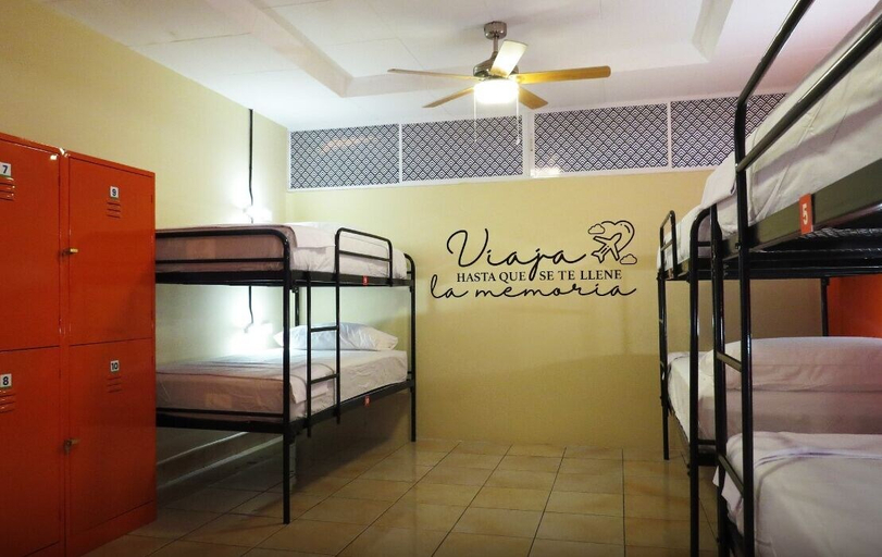 Bedroom 3, Hostal Casa Amiga - Hostel, Managua