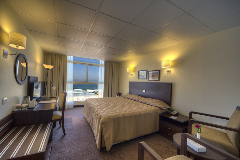 Bedroom 3, Ajman Beach Hotel, Ajman
