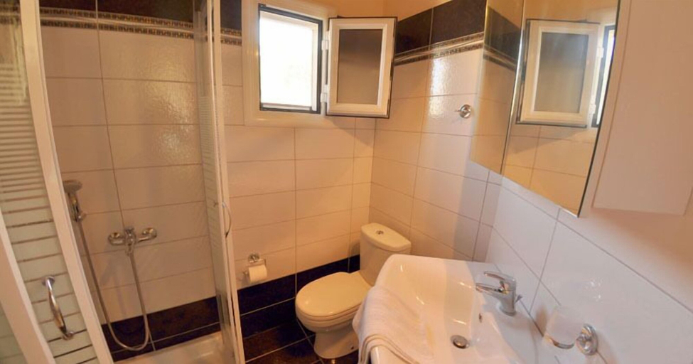 Bathroom 5, Elena's Seaside Holiday House, Ionian Islands