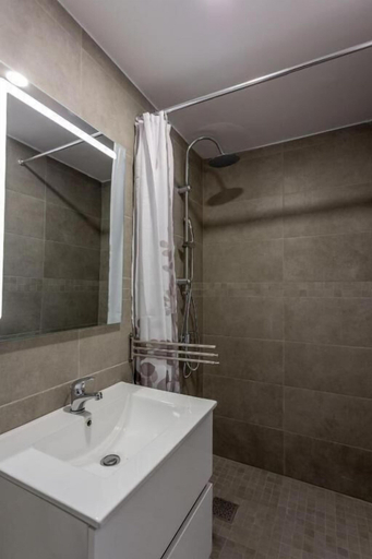 Bathroom 3, Hôtel Alizéa, Vaucluse