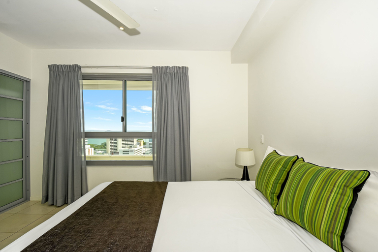 Bedroom 5, Mantra Pandanas Darwin, Darwin