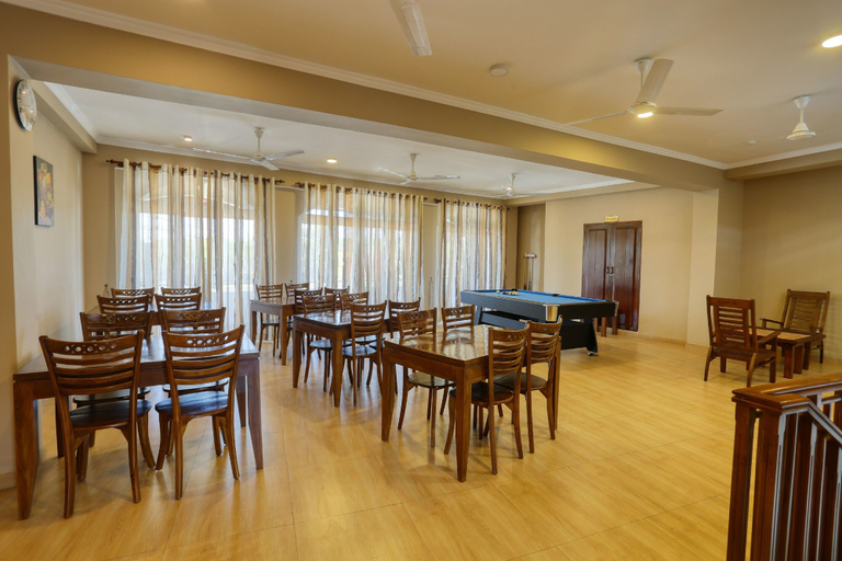 Food & Drinks, Shamaz Galle, Akmeemana
