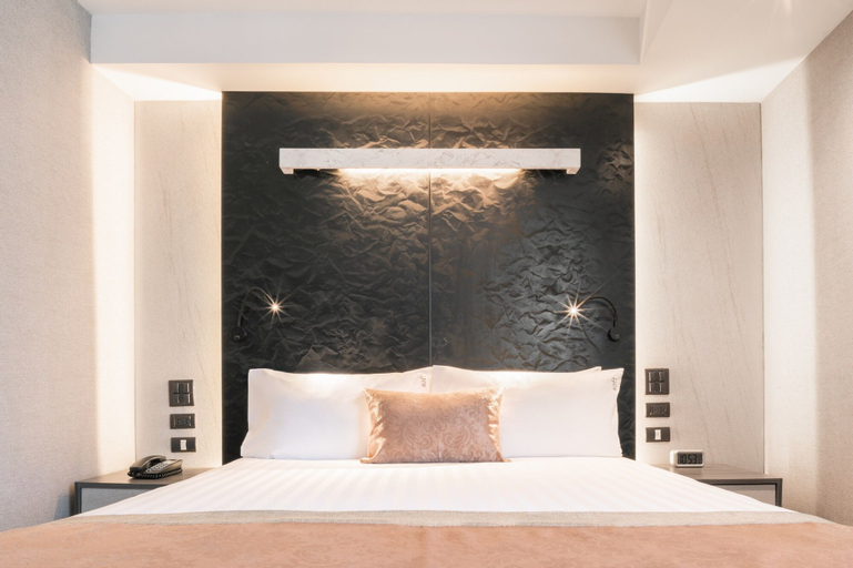 Bedroom 30