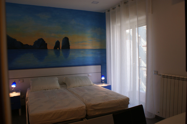 Bedroom 3, B&B Isole, Napoli