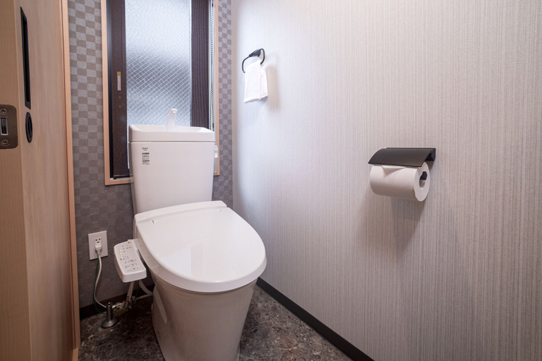 Bathroom 4, Rinn Gion Kenninji Villa, Kyoto