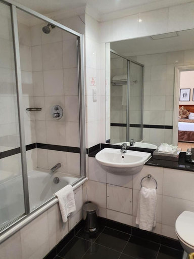 Bathroom 4, Grange Clarendon, London