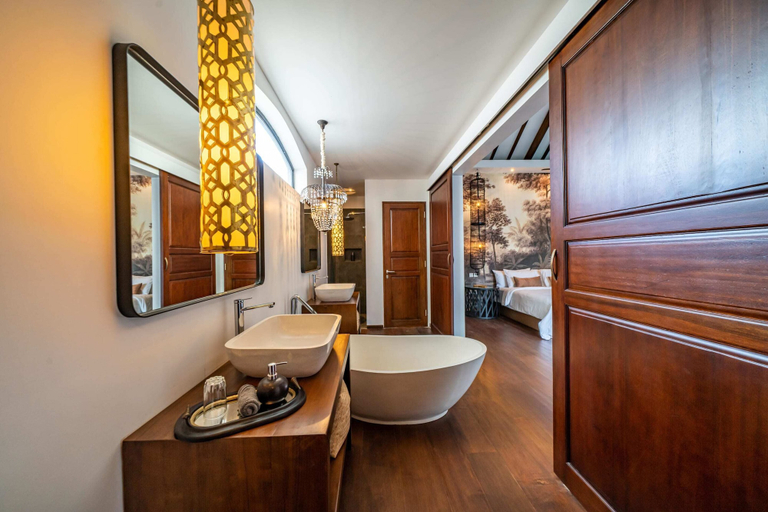 Bathroom 2, Contemporary Private Villa, 4 BR, Canggu With Staff, Badung