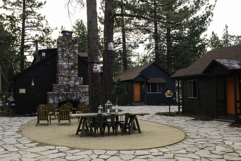 Food & Drinks 4, Noon Lodge at Mallard Bay, San Bernardino