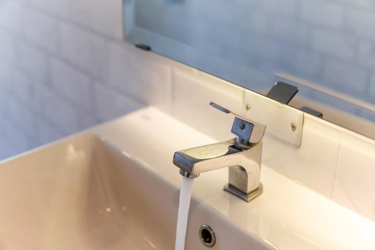 Bathroom 4, Isty Hotel, Muang Chiang Mai
