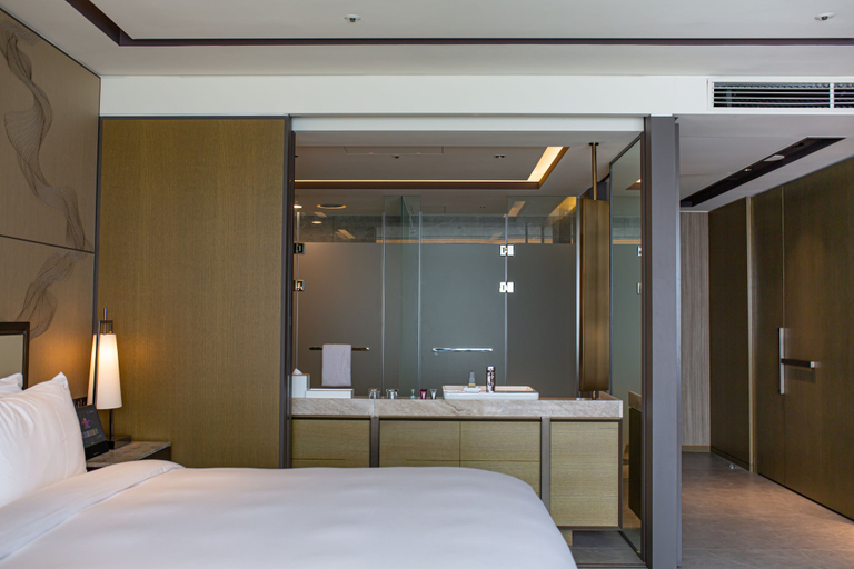 Bedroom 4, Daegu Marriott Hotel, Buk