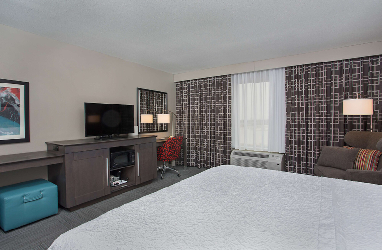 Bedroom 3, Hampton Inn Vincennes, Knox