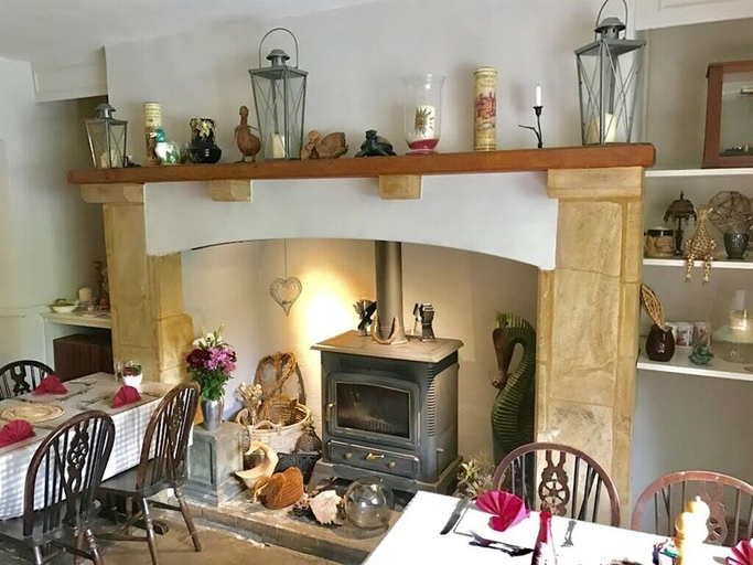 Others 5, The Mitre Inn, Dorset