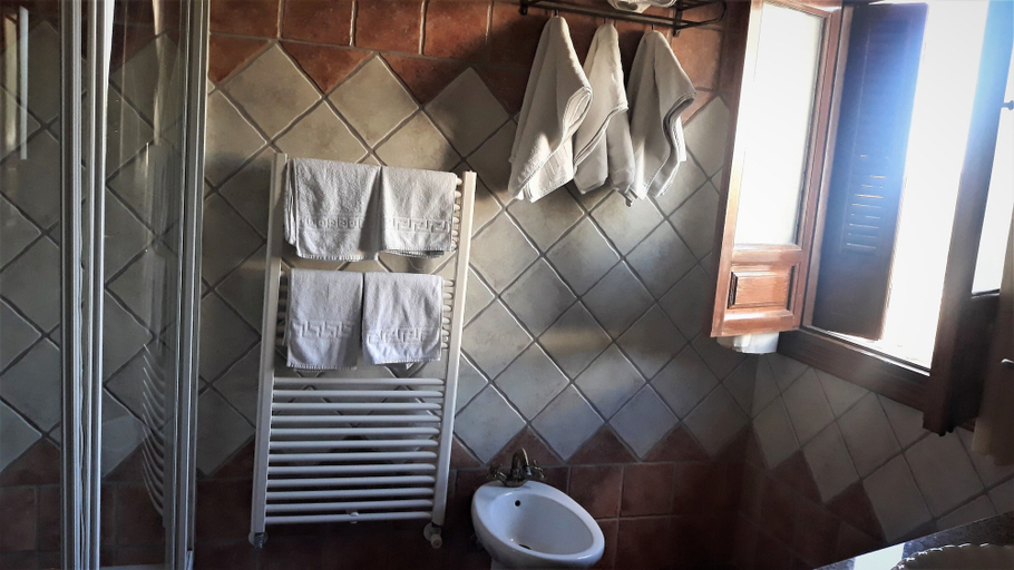 Bathroom 3, Hotel Escua, Málaga