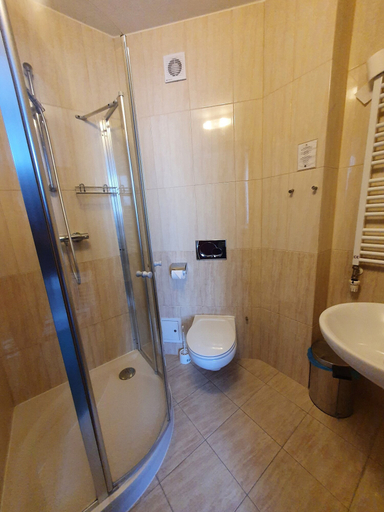 Bathroom, Hotel Libero, Milicz