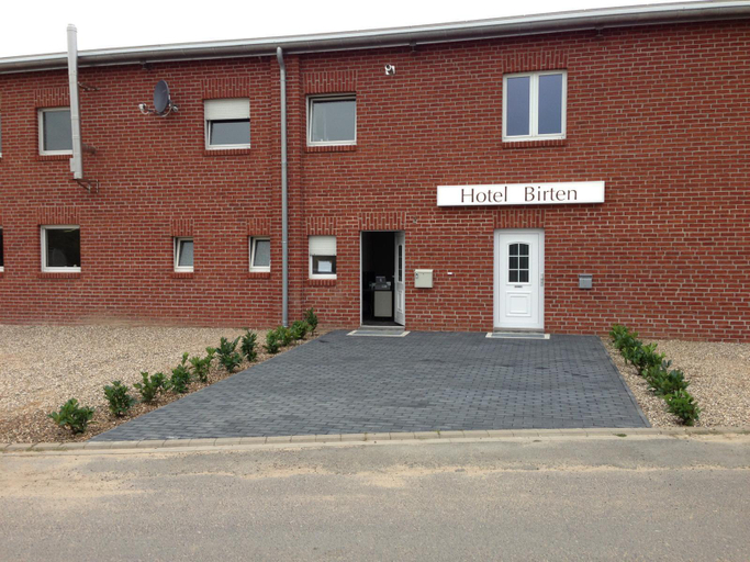 Others 2, Hotel Birten, Wesel