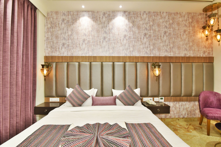 Bedroom 1, Hotel Infa, Amritsar