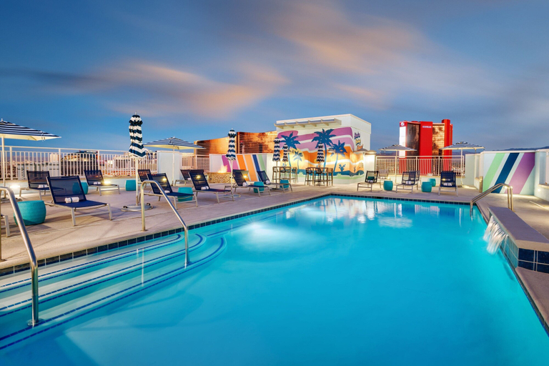 Sport & Beauty 5, SpringHill Suites by Marriott Las Vegas Convention Center, Clark