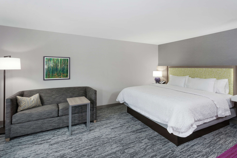Bedroom 3, Hampton Inn & Suites Rocky Hill - Hartford South, Hartford
