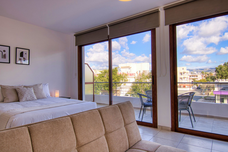 Others 3, Phaedrus Living City Flat Palas 103