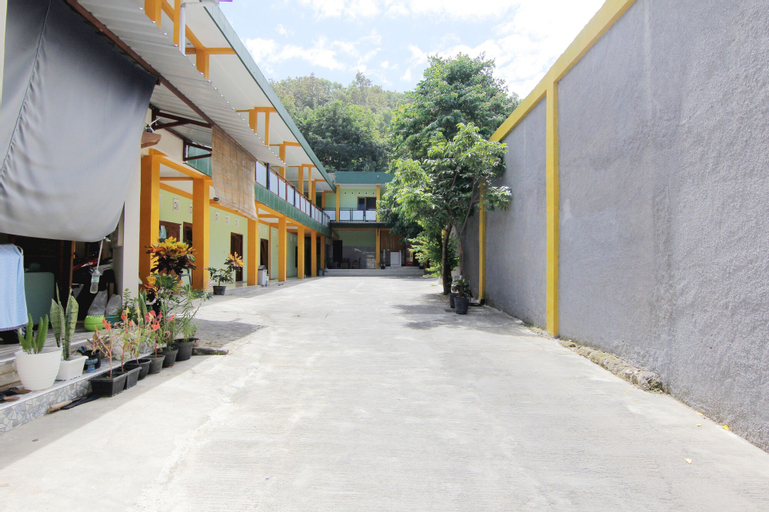 Exterior & Views 2, Losmen Alden, Bantul