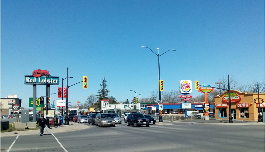 Others 5, 6267 Persepolis Inn, Niagara