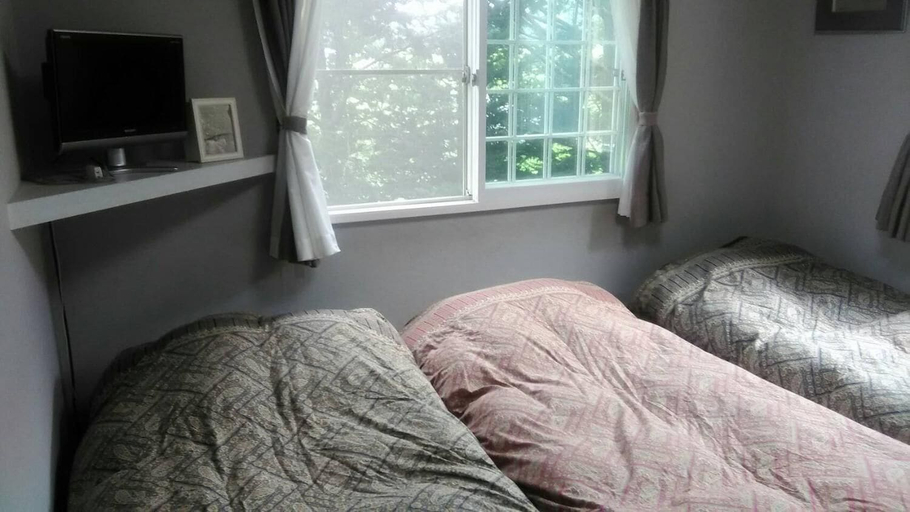 Bedroom 2, Pension Galaxy, Katashina