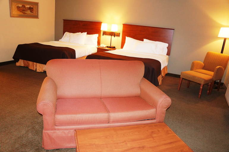 Bedroom 3, AmericInn by Wyndham Newton, Jasper
