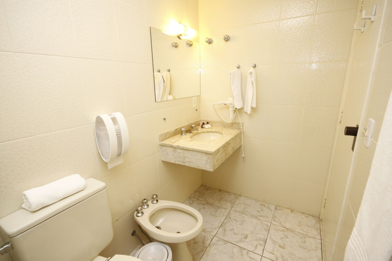 Bathroom 4, London Class Hotels, São Paulo