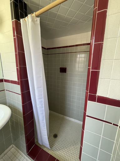 Bathroom 3, Rips Country Inn, Prince George's