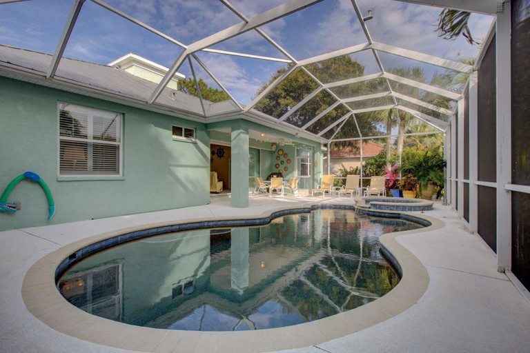 Sport & Beauty, Tortuga Pool Home, Sarasota