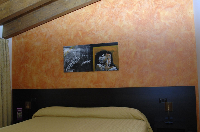 Bedroom 2, Hotel del Brembo, Bergamo