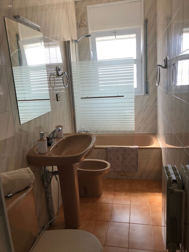 Bathroom, Vilasardemarlux I, Barcelona