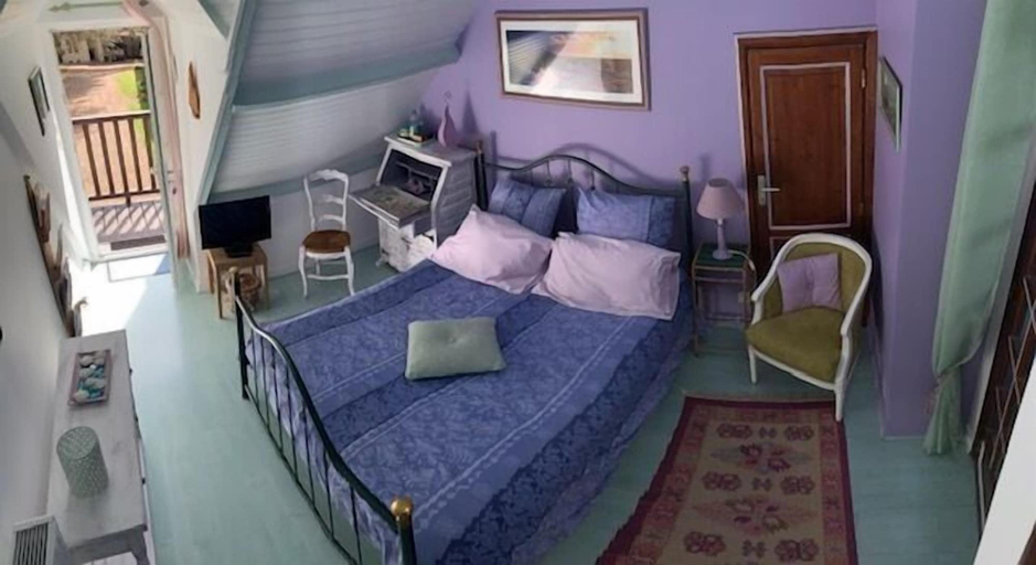 Bedroom 3, Le Manoir des Quatre Saisons, Loire-Atlantique