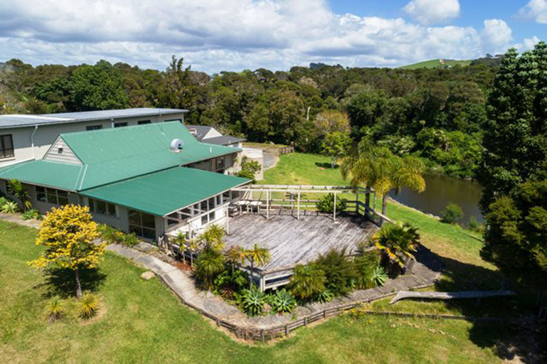 Exterior & Views, Riverside Lodge Paihia, Far North