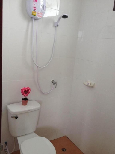 Bathroom 4, Ban Maitreejit, Muang Surat Thani