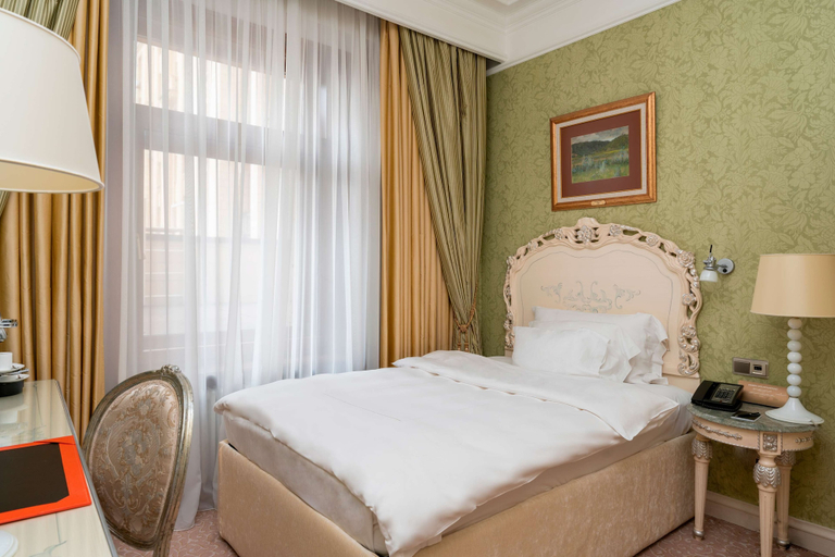 Bedroom 5, Radisson Collection Hotel, Moscow, Northern