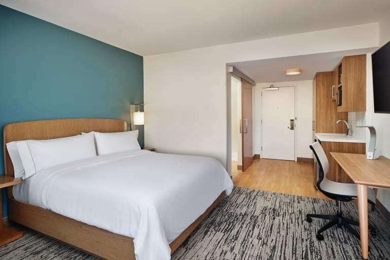 Bedroom 5, Element by Marriott Nashville Vanderbilt West End, Davidson