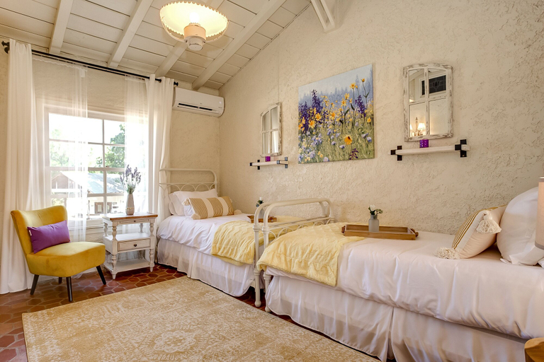 Bedroom 2, Rest yourself River Ranch, Palo Pinto