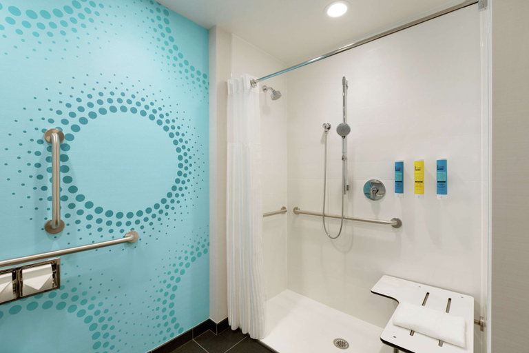 Bathroom 4, Tru by Hilton St. Charles St. Louis, MO, Saint Charles
