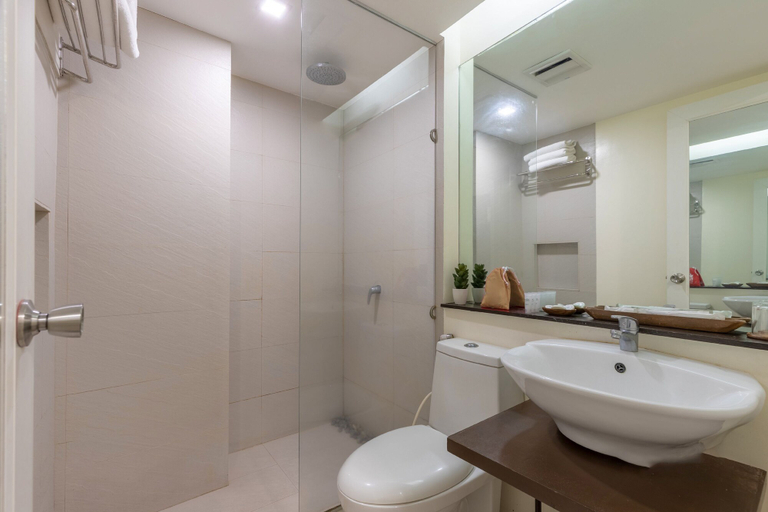 Bathroom 4, Selah Garden Hotel Manila, Pasay City
