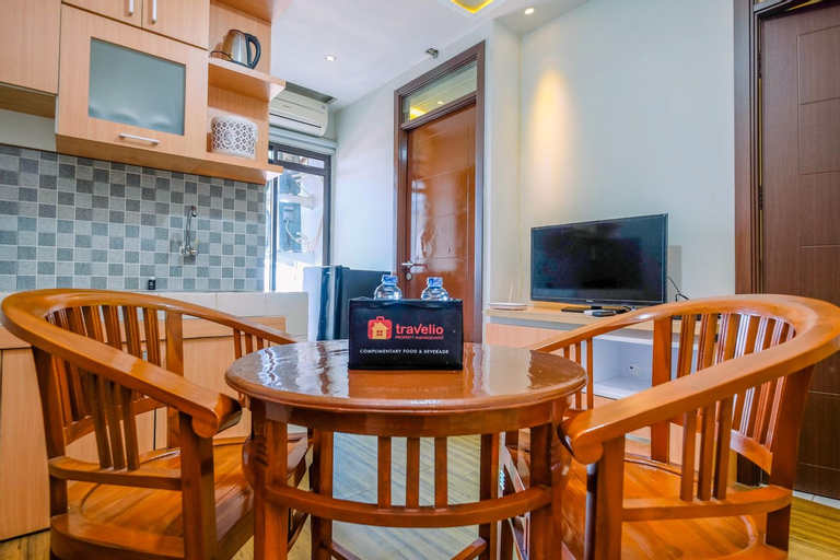 Exterior & Views 2, Comfortable and Homey 2BR at Lagoon Bekasi Town Square Apartment By Travelio, Bekasi