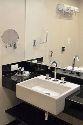 Bathroom 5, Royalty Rio Hotel, Rio de Janeiro