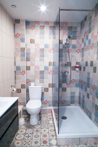 Bathroom 4, Hôtel GLORIA, Isère