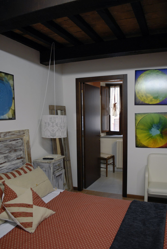 Bedroom 4, Palazzo Bonfranceschi, Macerata