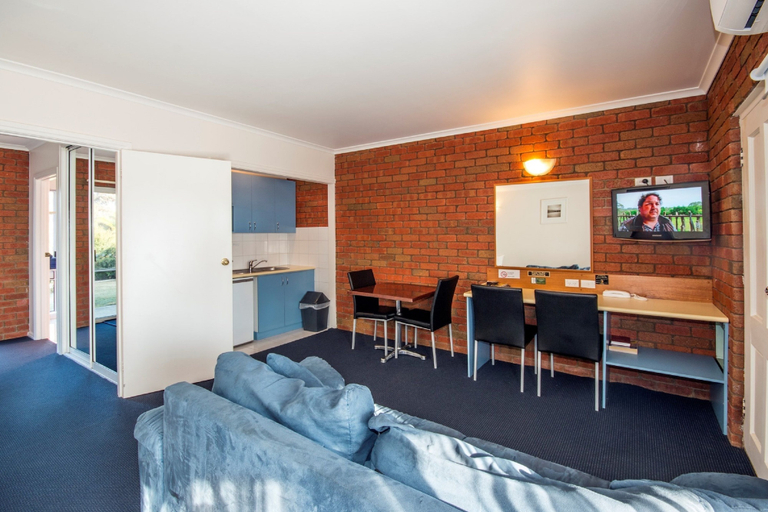 Others 5, Torquay Tropicana Motel, Surf Coast - East