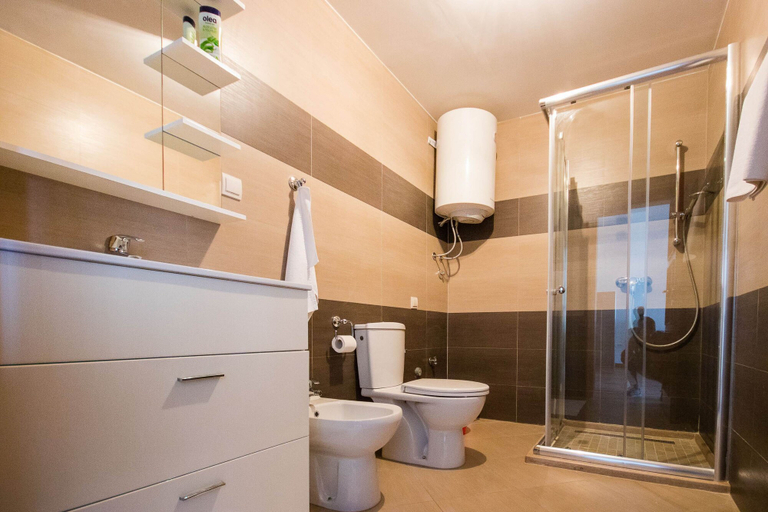 Bathroom 4, Apartments Palma