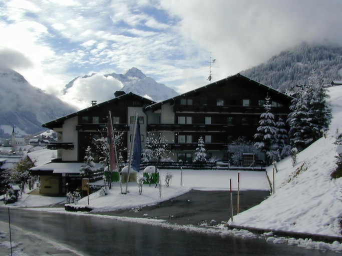 Exterior & Views 2, Suitehotel Kleinwalsertal, Bregenz