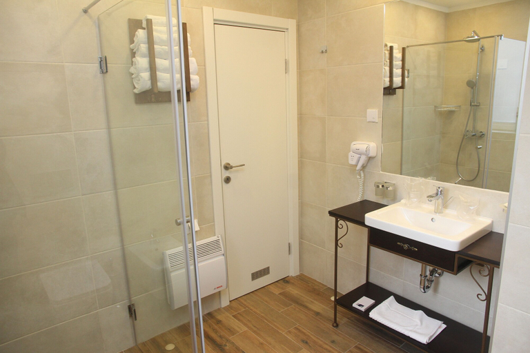 Bathroom, Garni Hotel Dum, Belgrade